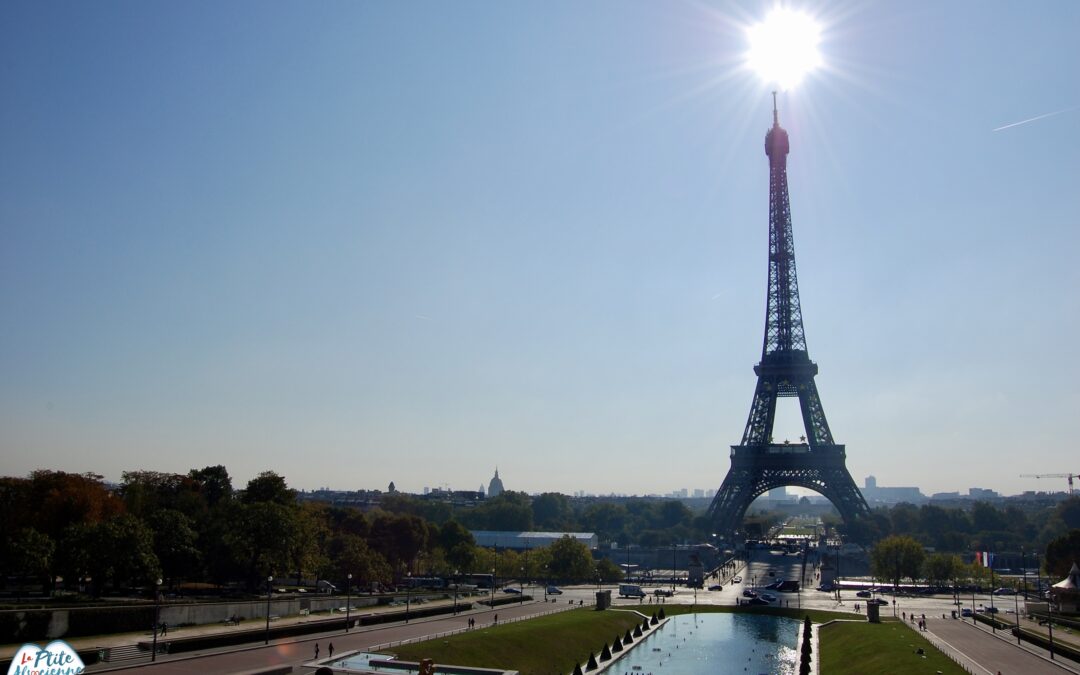 Le soleil sacre la Tour Eiffel (Paris)